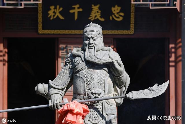 夷陵之战，刘备仅仅损失五万人，为什么从此以后蜀汉就趴下了？