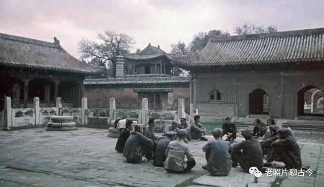 珍贵老照片：1949年刚解放时的故宫彩照，充满了平静与祥和