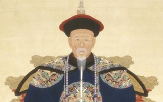 此人跟康熙皇帝的感情很深，死后康熙专门在房中挂了一张他的画像